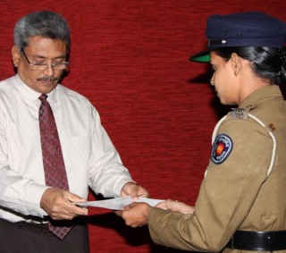 Lieutenant Colonel [retd] Gotabaya Rajapaksa, the Secretary of Defence, Sri Lanka awarding Med 1 certifications to the Sri Lanka Police Officers who successfully completed a First Aid course.